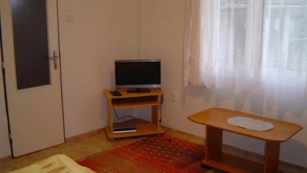 Ubytovanie pod mostom Podhájska 32