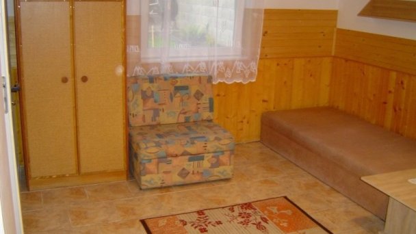 Ubytovanie pod mostom Podhájska 39