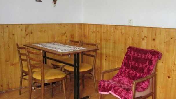 Ubytovanie pod mostom Podhájska 11