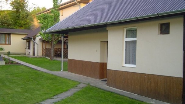 Ubytovanie pod mostom Podhájska 14