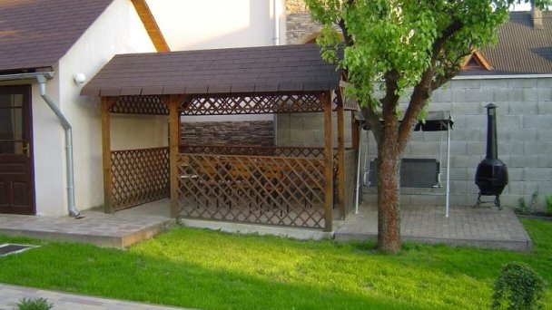 Ubytovanie pod mostom Podhájska 16
