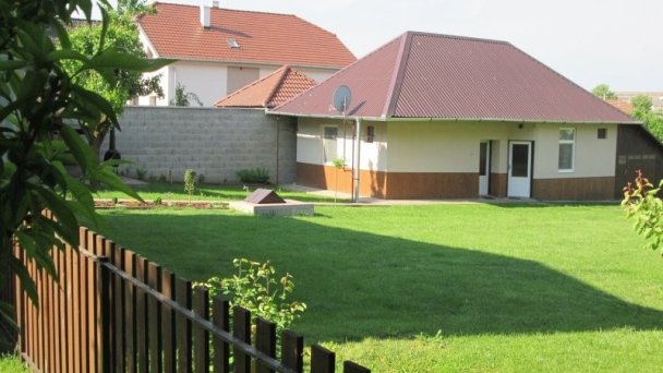 Ubytovanie pod mostom Podhájska 4