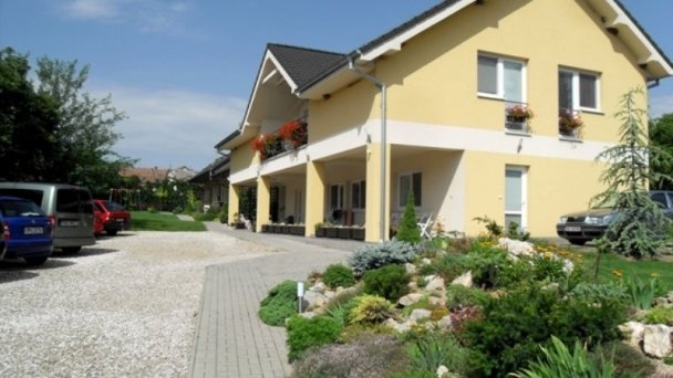 Apartmánový dom Euro Podhájska 9 Apartmánový dom Euro Podhájska 9
