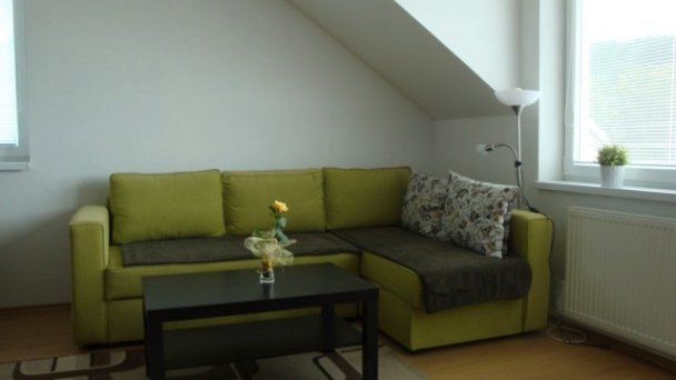 Slnečný apartmán Podhájska 8