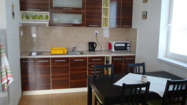 Slnečný apartmán Podhájska 4
