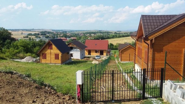 Zrubové chatky Zvonček I. a II. Podhájska 26