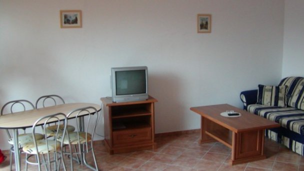Kamenný dom Podhájska 16 Kamenný dom Podhájska 16