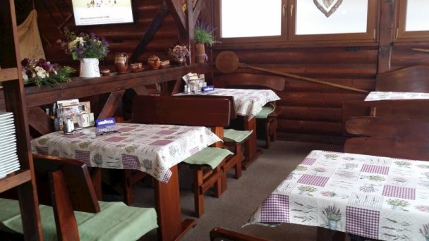Gazdovský dvor Podhájska 24 Gazdovský dvor Podhájska 24