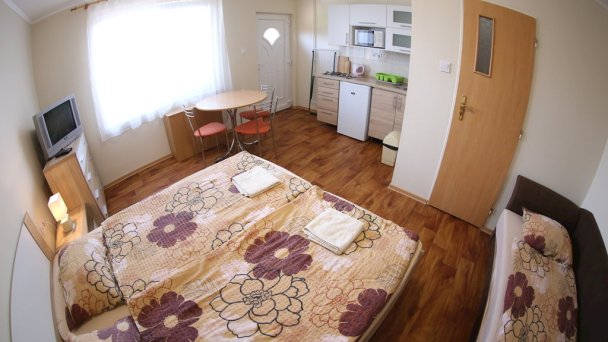 Apartmány Červený Smrek Štúrovo 36