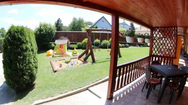 Apartmány Červený Smrek Štúrovo 21