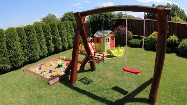 Apartmány Červený Smrek Štúrovo 23