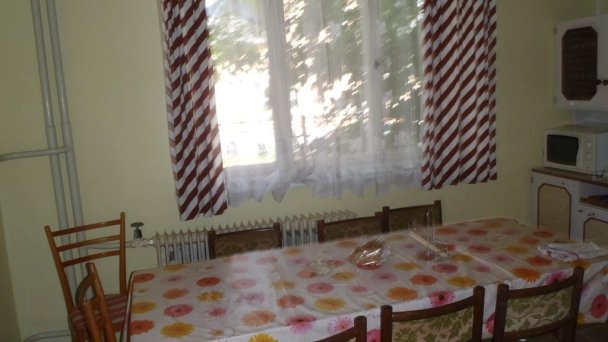 Ubytovanie Starý orech Štúrovo 11