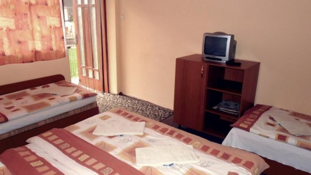 Penzión K-plus Štúrovo 36 Penzión K-plus Štúrovo 36