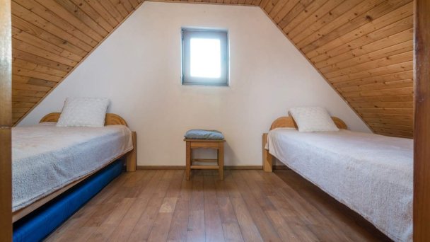 Chata pod vinicami Vesna Slepčany 8