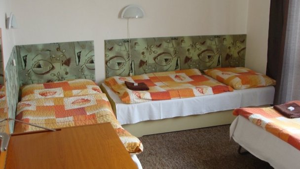 Športhotel Štúrovo 39 Športhotel Štúrovo 39