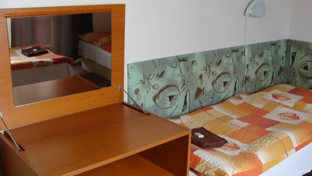 Športhotel Štúrovo 46 Športhotel Štúrovo 46