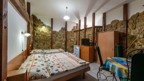 Penzión Šipošov dvor Štúrovo 58