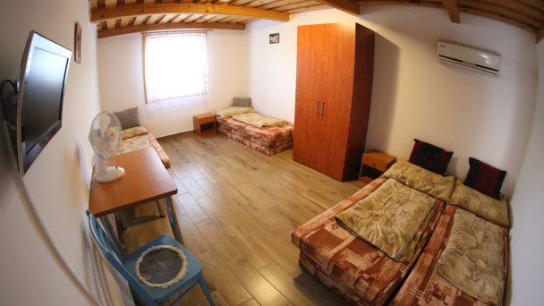 Apartmány a štúdiá AQUA Štúrovo 46