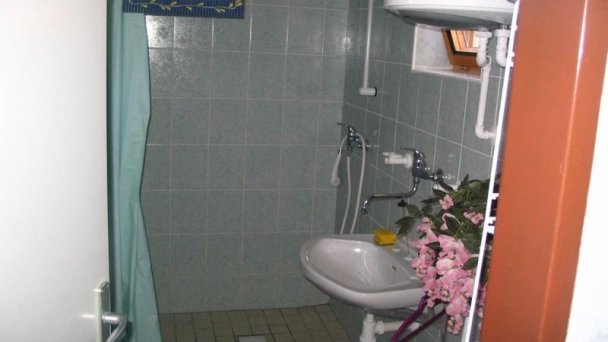 Feng shuei s bazénom Trávnica 11