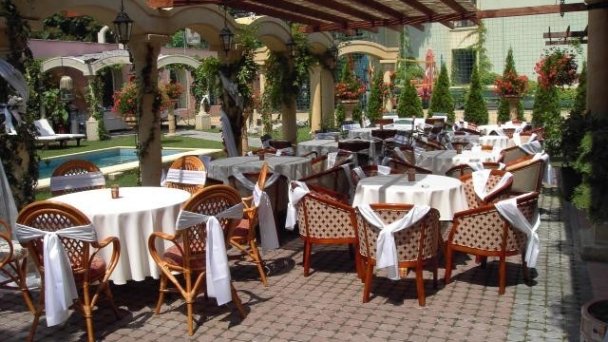 Hotel Bow Garden Komárno 14