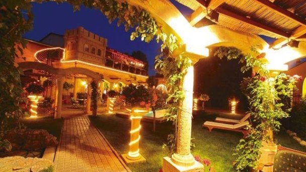 Hotel Bow Garden Komárno 9