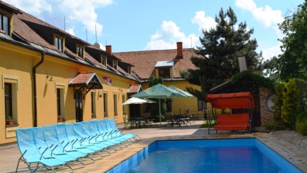 Penzión Kúria Trávnica 20
