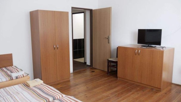 Penzión pod čerešňou, Penzión Sedliacky dvor a Penzión Šipošov dvor Štúrovo 19 Penzión pod čerešňou, Penzión Sedliacky dvor a Penzión Šipošov dvor Štúrovo 19