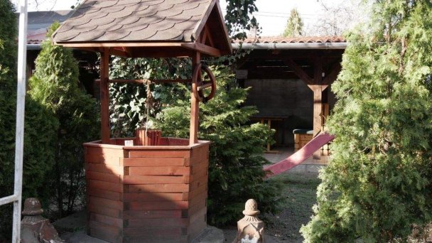 Penzión pod čerešňou, Penzión Sedliacky dvor a Penzión Šipošov dvor Štúrovo 50 Penzión pod čerešňou, Penzión Sedliacky dvor a Penzión Šipošov dvor Štúrovo 50