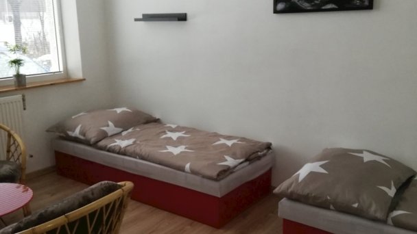 Ubytovňa Queen Nováky 32