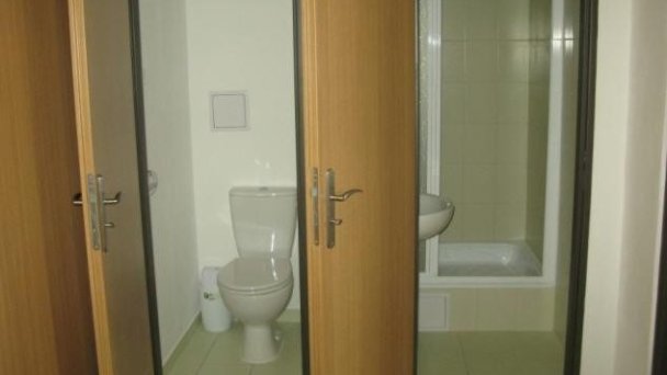 Uninova Hostel Bratislava Rača 15