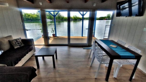 Hausboat „Život na vode“ Bratislava 13 Hausboat „Život na vode“ Bratislava 13