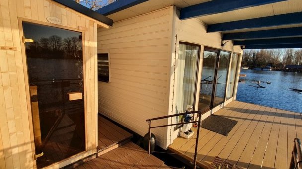 Hausboat „Život na vode“ Bratislava 16 Hausboat „Život na vode“ Bratislava 16